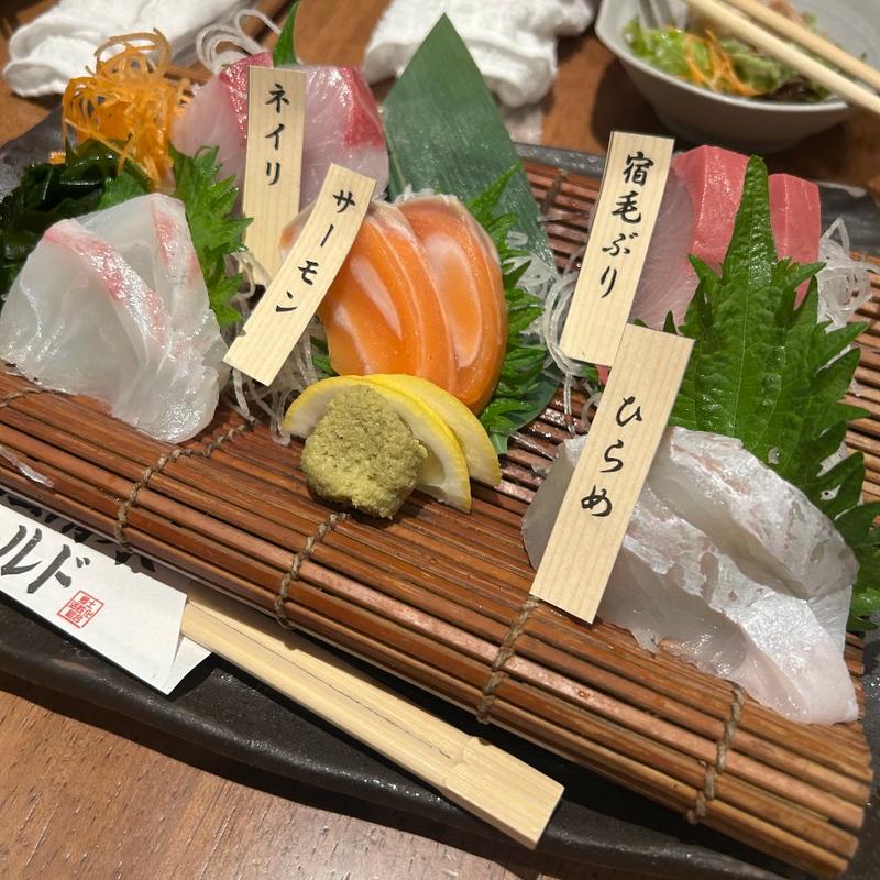 直送刺身盛り合わせ(土佐清水ワールド 梅田ギャザ阪急店)