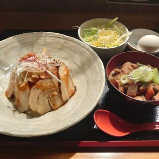 焼豚丼 モツ煮付(炭焼・焼豚定食 平家)