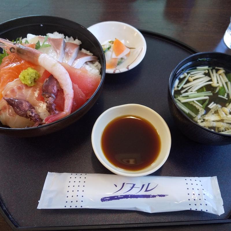 海鮮丼(道の駅蜃気楼)