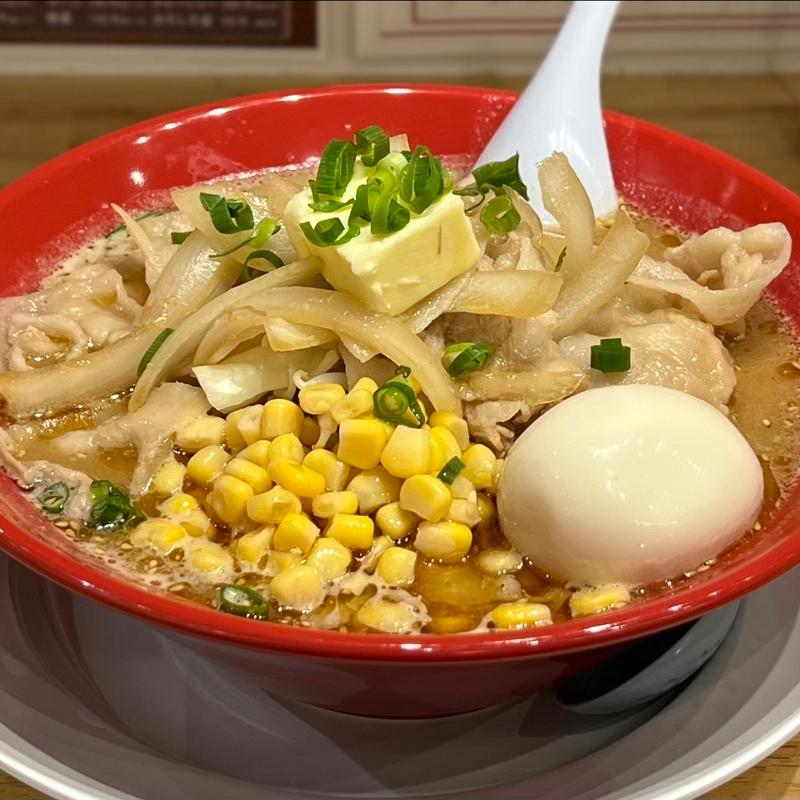 ぶたみそスペシャル(らぁめん酒場 カドの樽造)