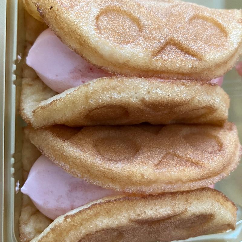 ワッフルイチゴ(セブン-イレブン 浜松高丘東２丁目店)