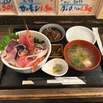 海鮮丼(ランチ)