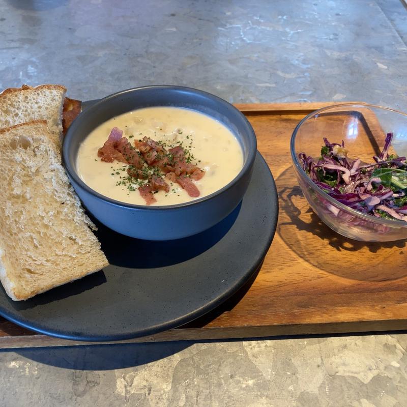 クラムチャウダーセット(CLANN BY THE RIVER)