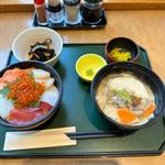 いそ丼(いかめしや 烹鱗 （ほうりん）)