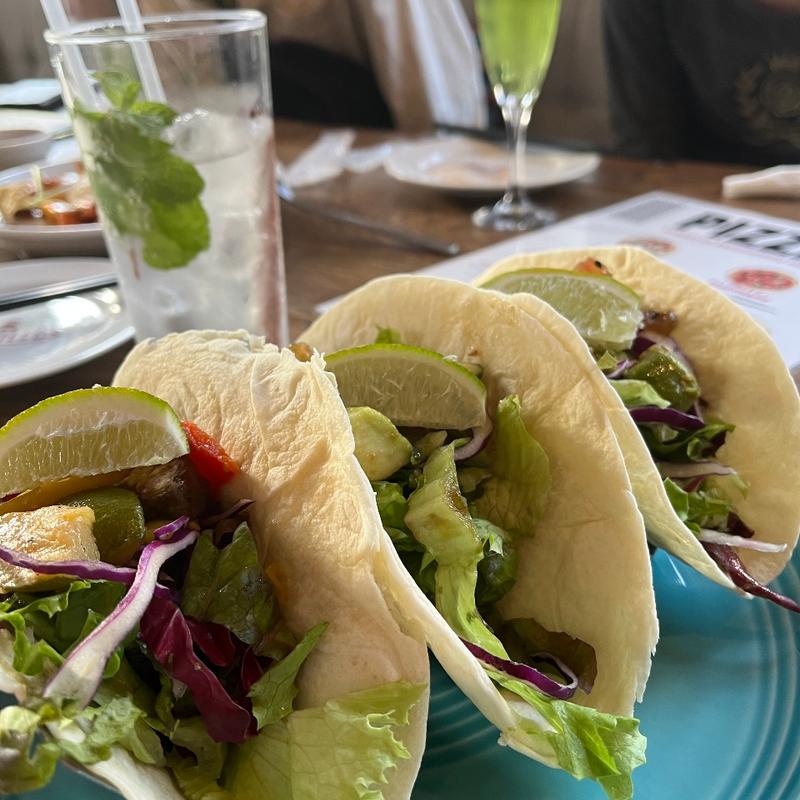 カリフォルニア　ポケ(CABRILLOS 溝の口店)