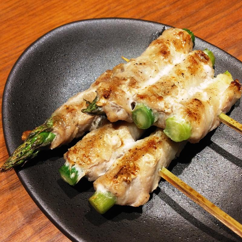 アスパラ豚バラ巻《2本》(土間土間 川崎リバーク店)