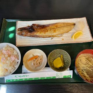 焼き魚膳(横濱人 （はまじん）)