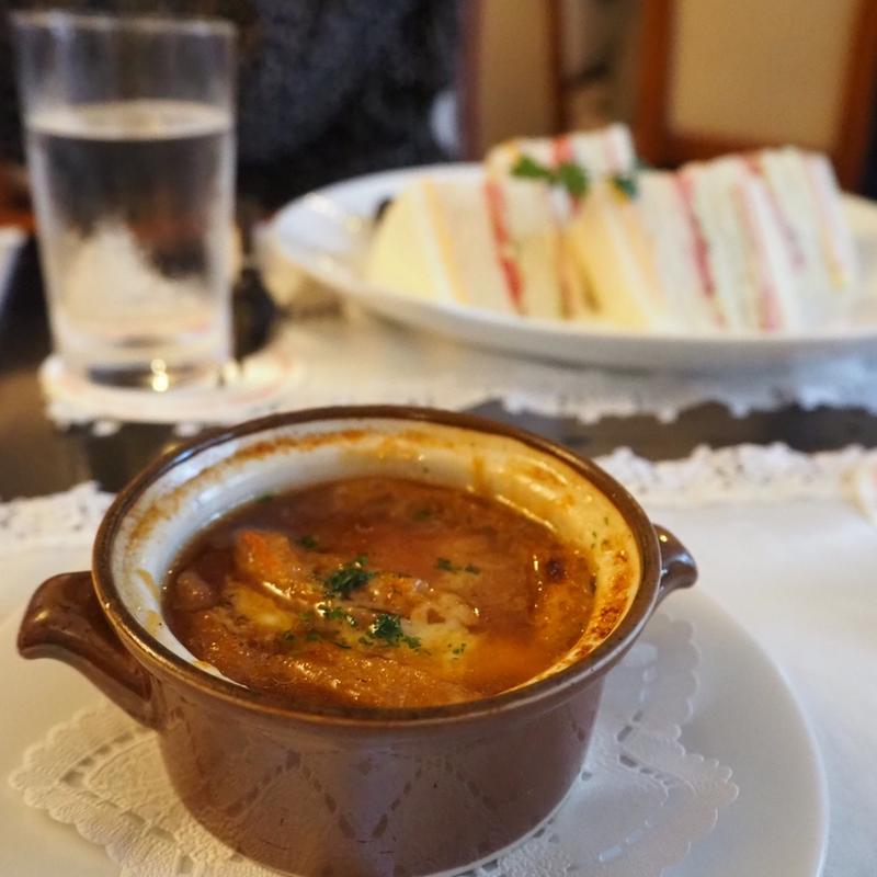 オニオングラタンスープ(山の上ホテル コーヒーパーラー ヒルトップ)