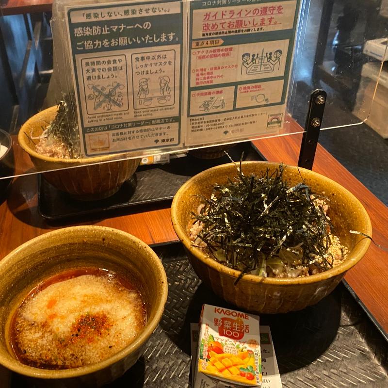 肉そば(なぜ蕎麦にラー油を入れるのか。 西武新宿店 )