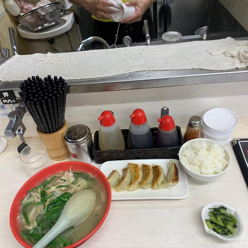 壁ぎわ定食(三陽 （さんよう）)