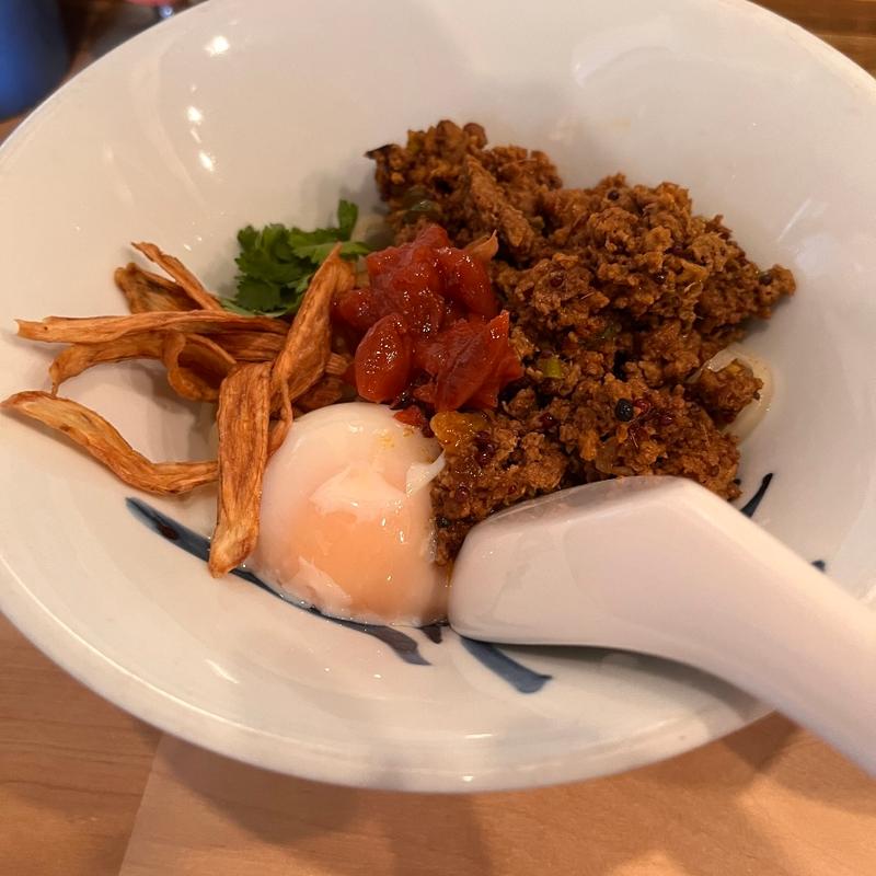 鶏キーマカレーうどん(粉やなぎ)