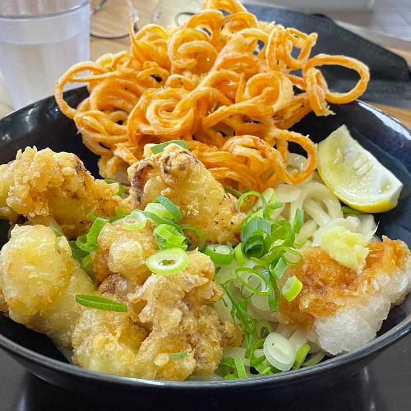 ぶっかけ肉天うどん(八割うどん)