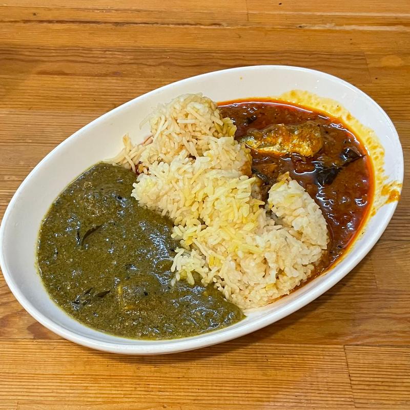 Wカレー（フィッシュ+ほうれん草）(シルクロード)