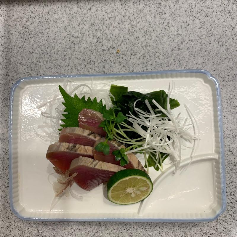 戻りかつおの塩たたき(築地すし好 粋 アトレ川崎店)