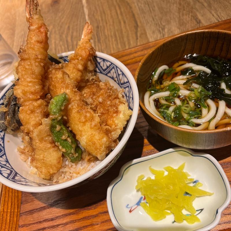 天丼　小うどん付き(椿すずめ グランエミオ所沢)