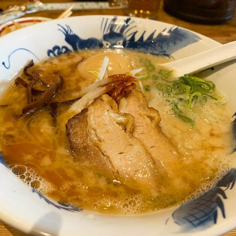 (ラーメン 龍の家 光の森店 （RAMEN TATSUNOYA）)