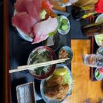 三色丼+カキフライ(浜めし)
