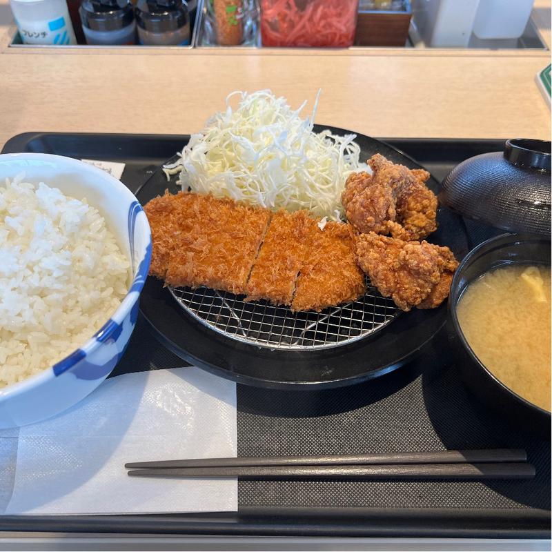 ロースカツ&唐揚げ定食特盛(松屋 長岡店（松のや併設）)