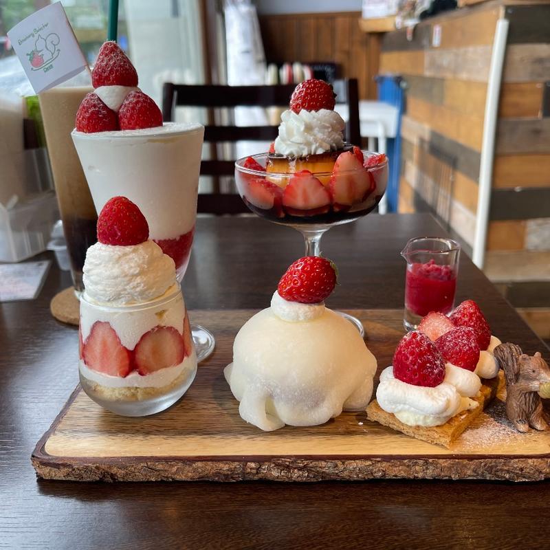 苺パーティー(Re:s cafebar&sweets リスカフェ)