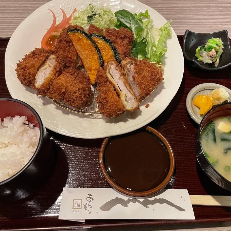 黒豚スペシャルミックスかつ定食(黒豚料理 あぢもり )