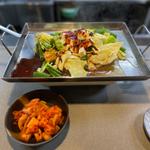 ホルモン鉄板焼き(とりよし )