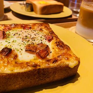 ラプュタパン(UNISON TAILOR Coffee and Beer)