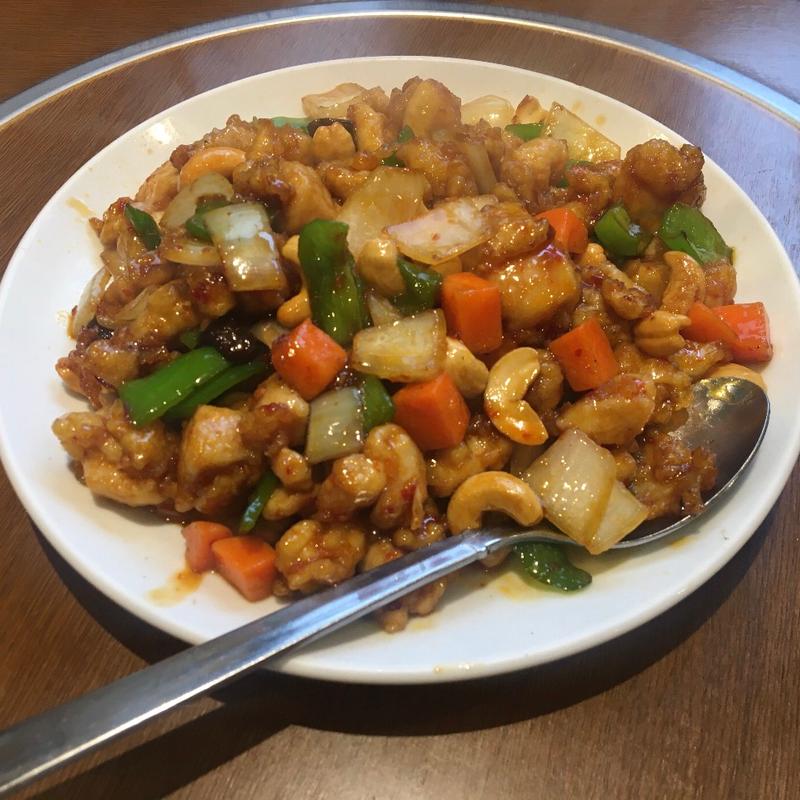 腰果鶏丁(成龍萬寿山 上海ラーメン 本店)