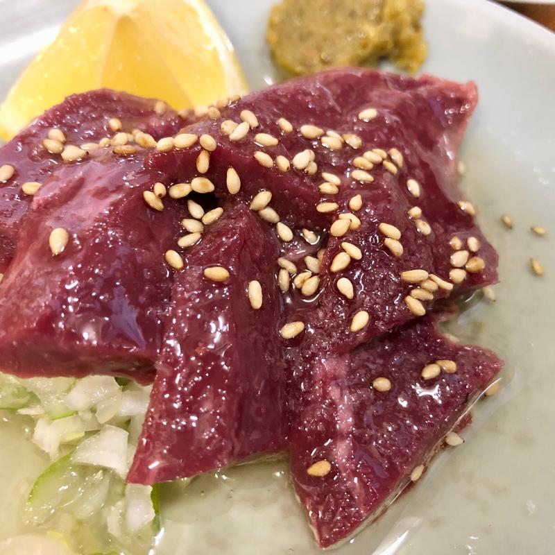 ハツの刺身(もつ焼 でん 中目黒店)