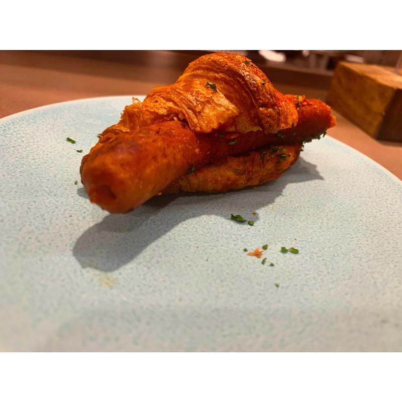 クロワッサンサンド　ロンガニーサ(ラ クッチャーラ デ ドノスティア)