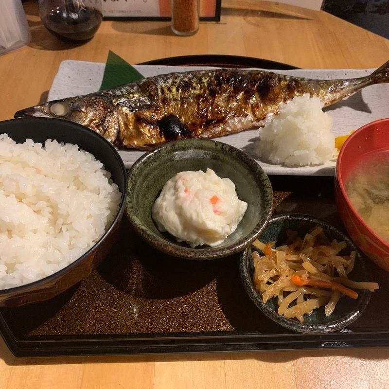 伴助鯖一尾焼き(名代神田 焼き魚と味噌汁 銚子めし酒場)