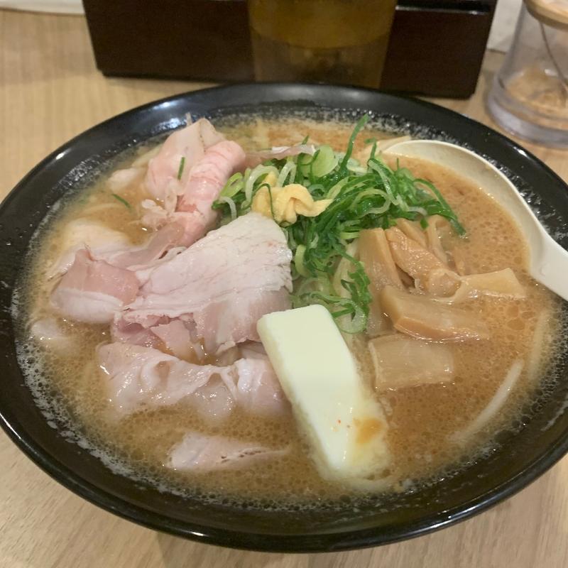 白味噌肉ラーメン(威風)