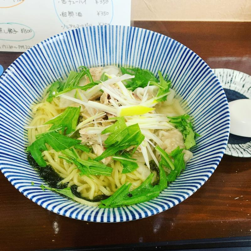 ワンタン鶏そば(ワンタン屋 キョウ)