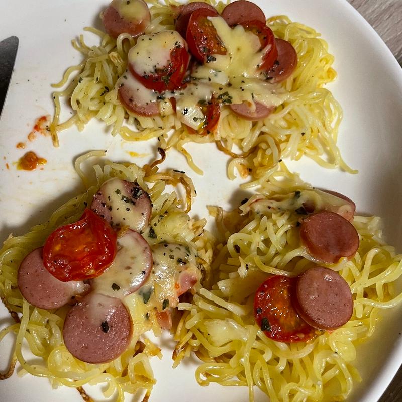 焼きそばピザ(旭町)