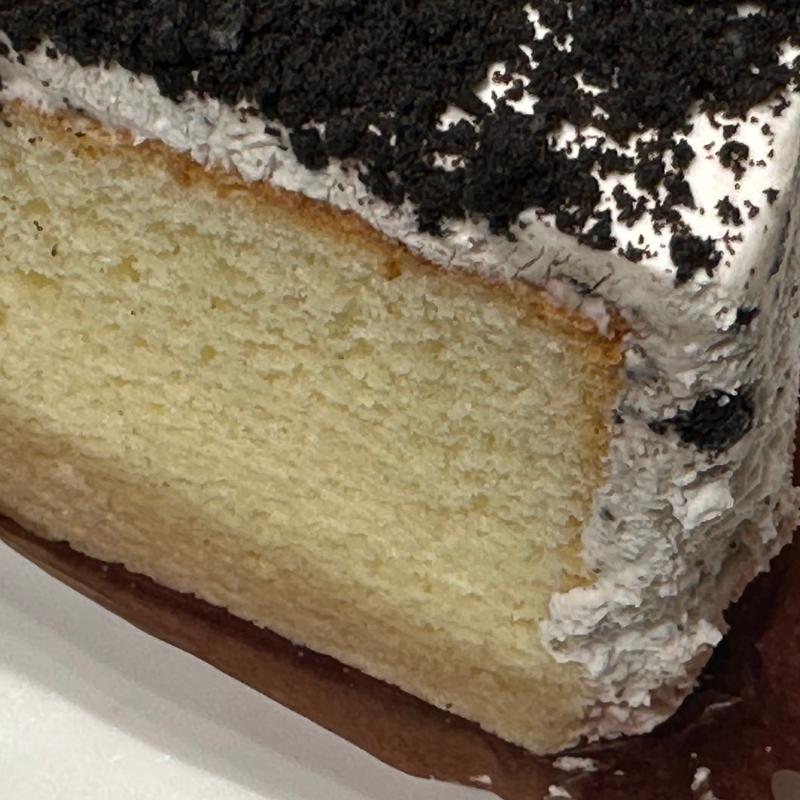 クッキー&クリームシフォンケーキ(スターバックスコーヒー アリオ橋本店)