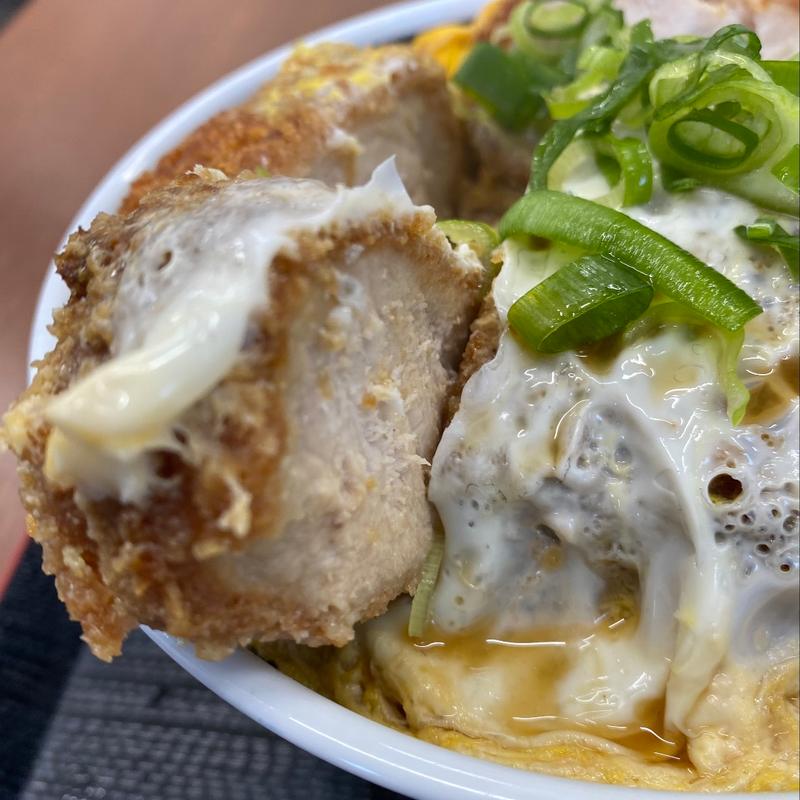 超煮カツ丼(籠屋食堂)