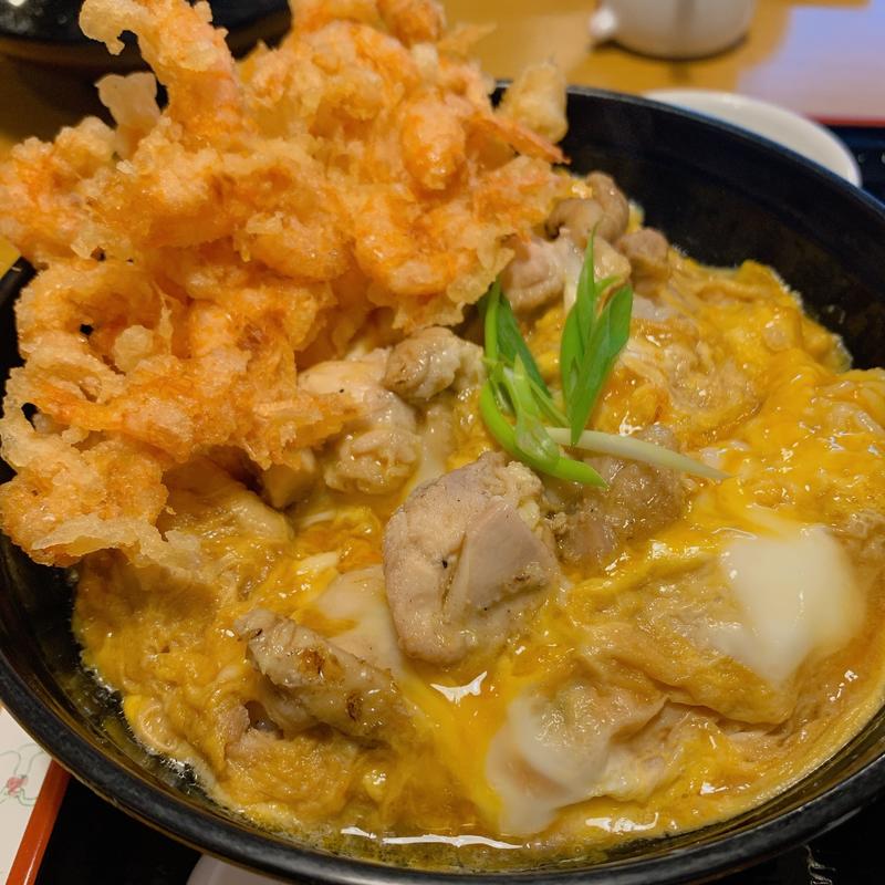炙り親子丼 姫甘エビのかき揚げ(さぬきうどん誠屋)