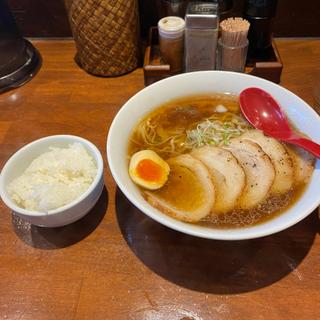 しお　バラ肉ちゃーしゅーめん(老麺魂)