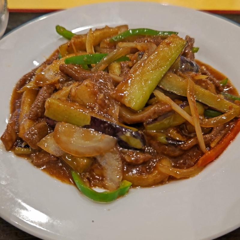 牛肉の細切りと茄子の沙茶醤ソース炒め(徳記)