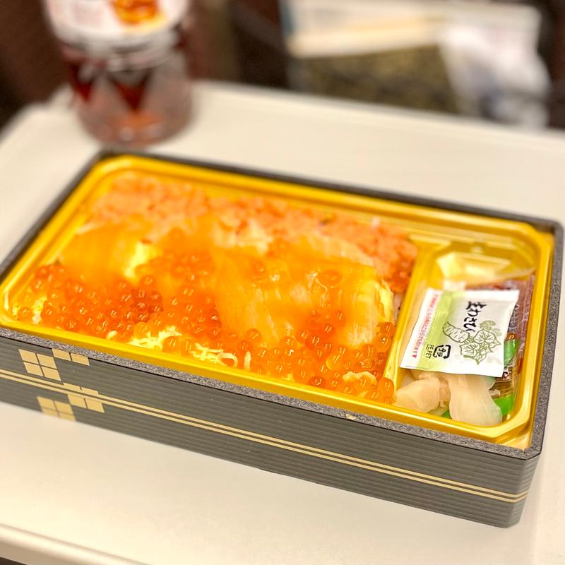 こぼれいくら！サーモンちらし(釧祥館 )