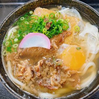 肉うどん、生卵、きつね(うどん・そば やま信 )