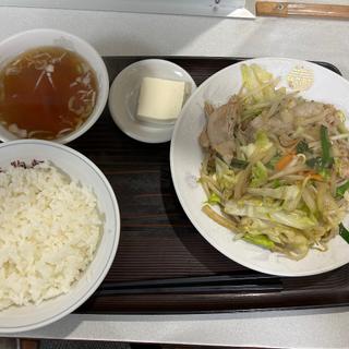 肉野菜炒め(生駒軒 月島店)