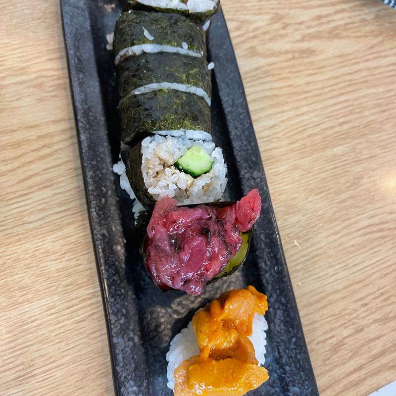 穴きゅう＋梅クラゲ＋ウニ(ときすし )