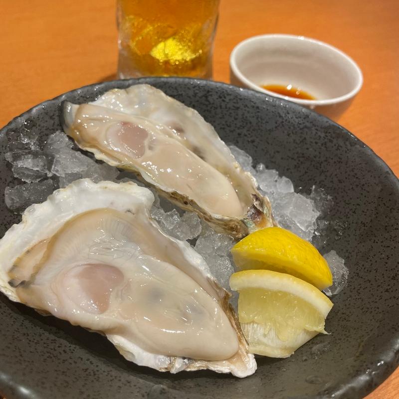 活〆牡蠣　〈一個〉(さかなや道場 鶴見駅東口店)