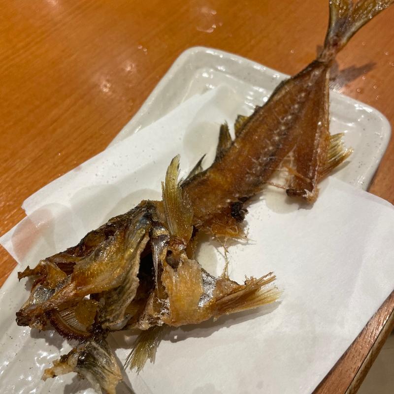 鯵骨揚げ(サービス)(さかなや道場 鶴見駅東口店)