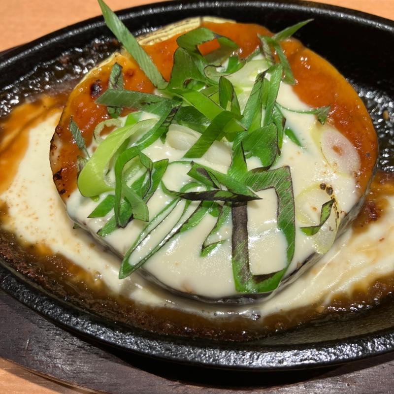 丸茄子の味噌チーズ焼き(ヱビスバー 札幌アピア店 (YEBISU BAR Sapporo Apia))