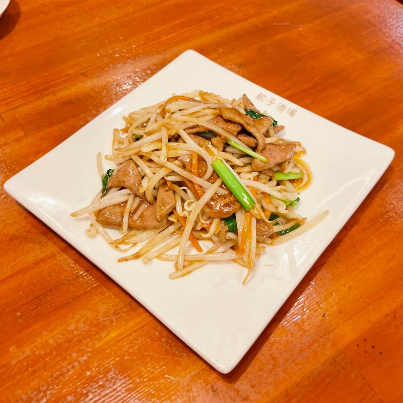 ニラレバ炒め(24時間餃子酒場 青物横丁店)