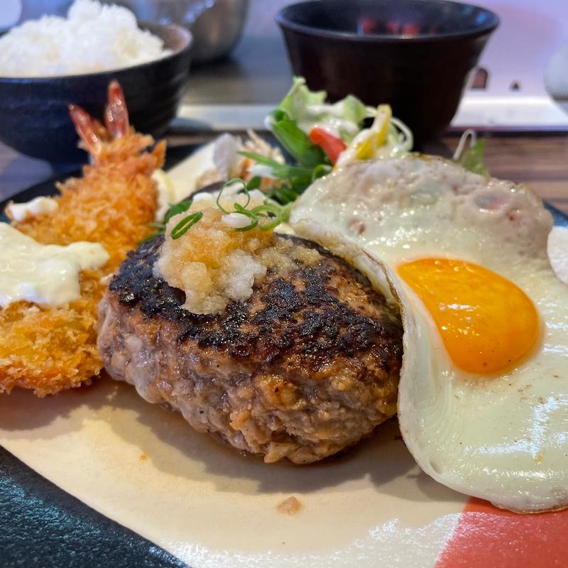 エビフライとハンバーグ おろしポン酢(手作りハンバーグ卵)