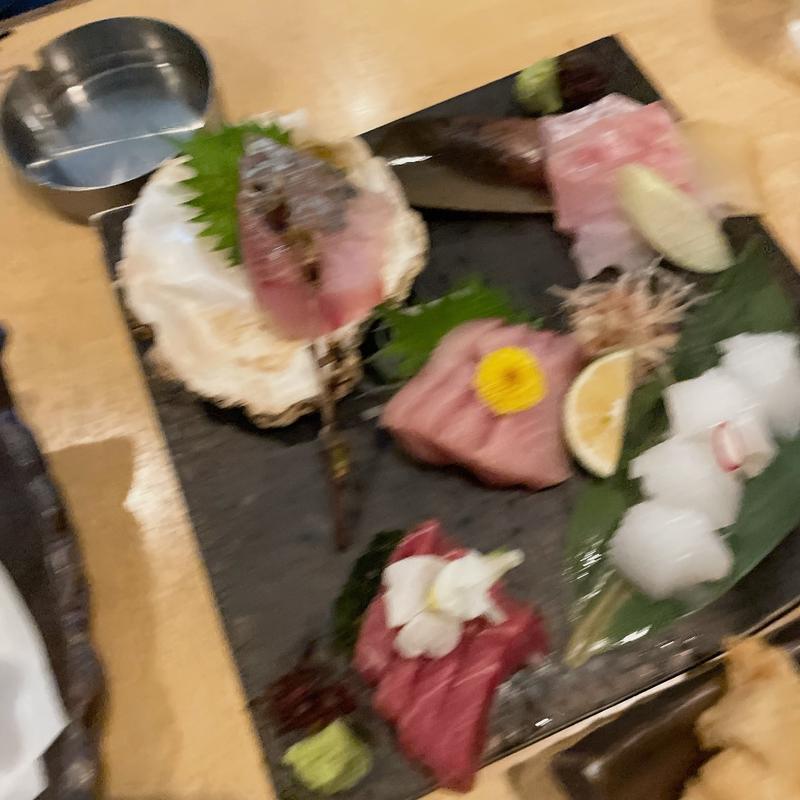 お造り盛り合わせ5種(紀州の鮮魚と地酒のお店 うえだや)