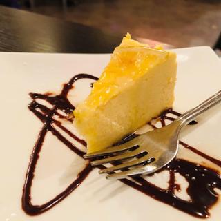 ハニーレモンバスク風チーズケーキ(SOUL MASTER'S CAFE （ソウルマスターズカフェ）)