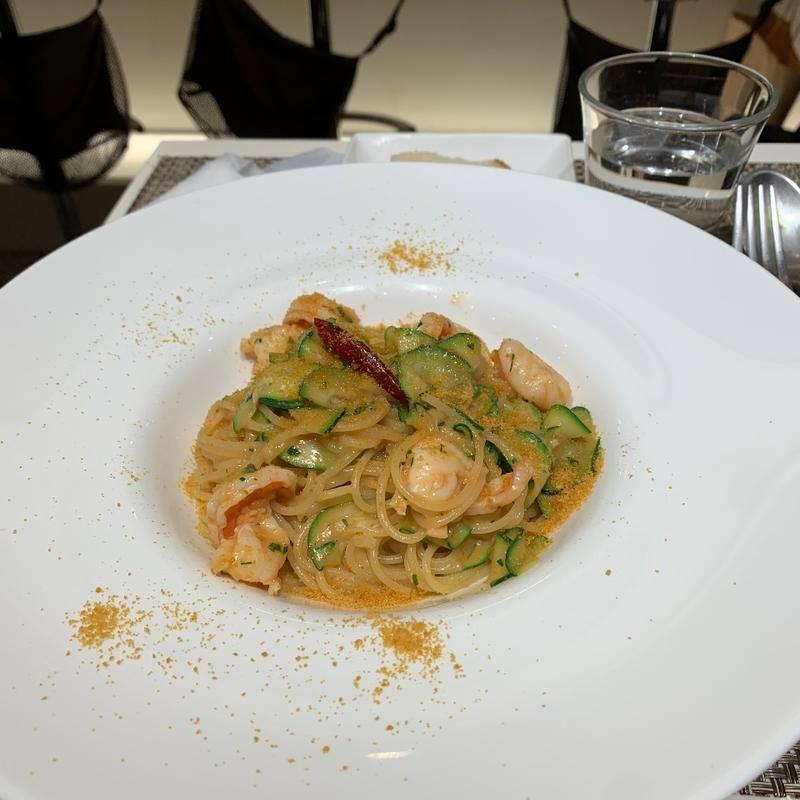 からすみ、ズッキーニ、海老のパスタ(キッチンステージ)